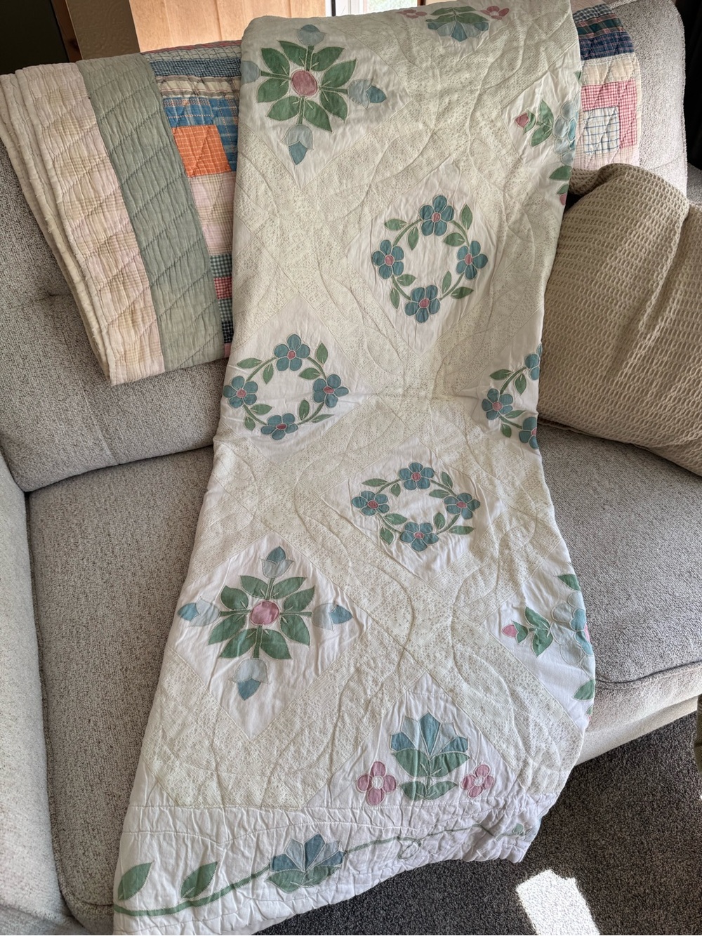 Handmade Floral Quilt  in Cream & Green